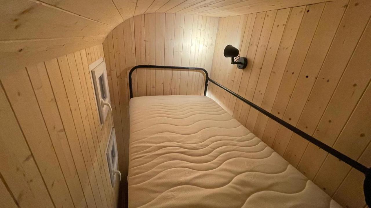 Glamping - Stylova Maringotka V Srdci Ladova Kraje, Pobliz Hlavniho Mesta Prahy Stribrna Skalice エクステリア 写真