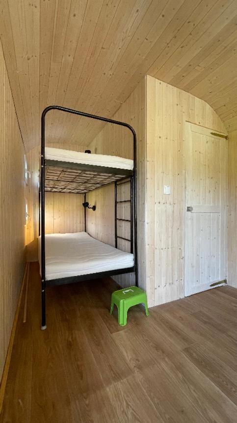 Glamping - Stylova Maringotka V Srdci Ladova Kraje, Pobliz Hlavniho Mesta Prahy Stribrna Skalice エクステリア 写真